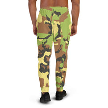 Load image into Gallery viewer, Camo : Men&#39;s Joggers
