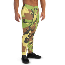 Load image into Gallery viewer, Camo : Men&#39;s Joggers
